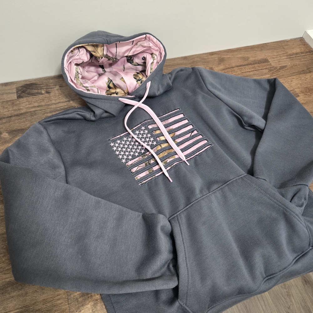 Mossy Oak Gray and Pink Women's Sweater